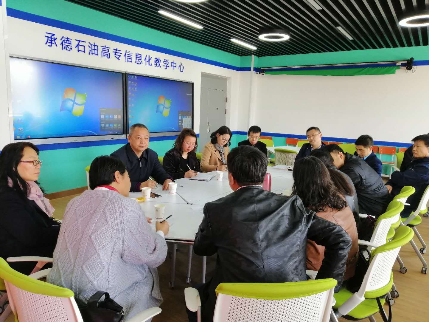承德石油高等专科九游官方网站注册优惠教师介绍经...